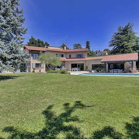 D'exception 330m Piscine 12x6 Villa Fontaines-Saint-Martin